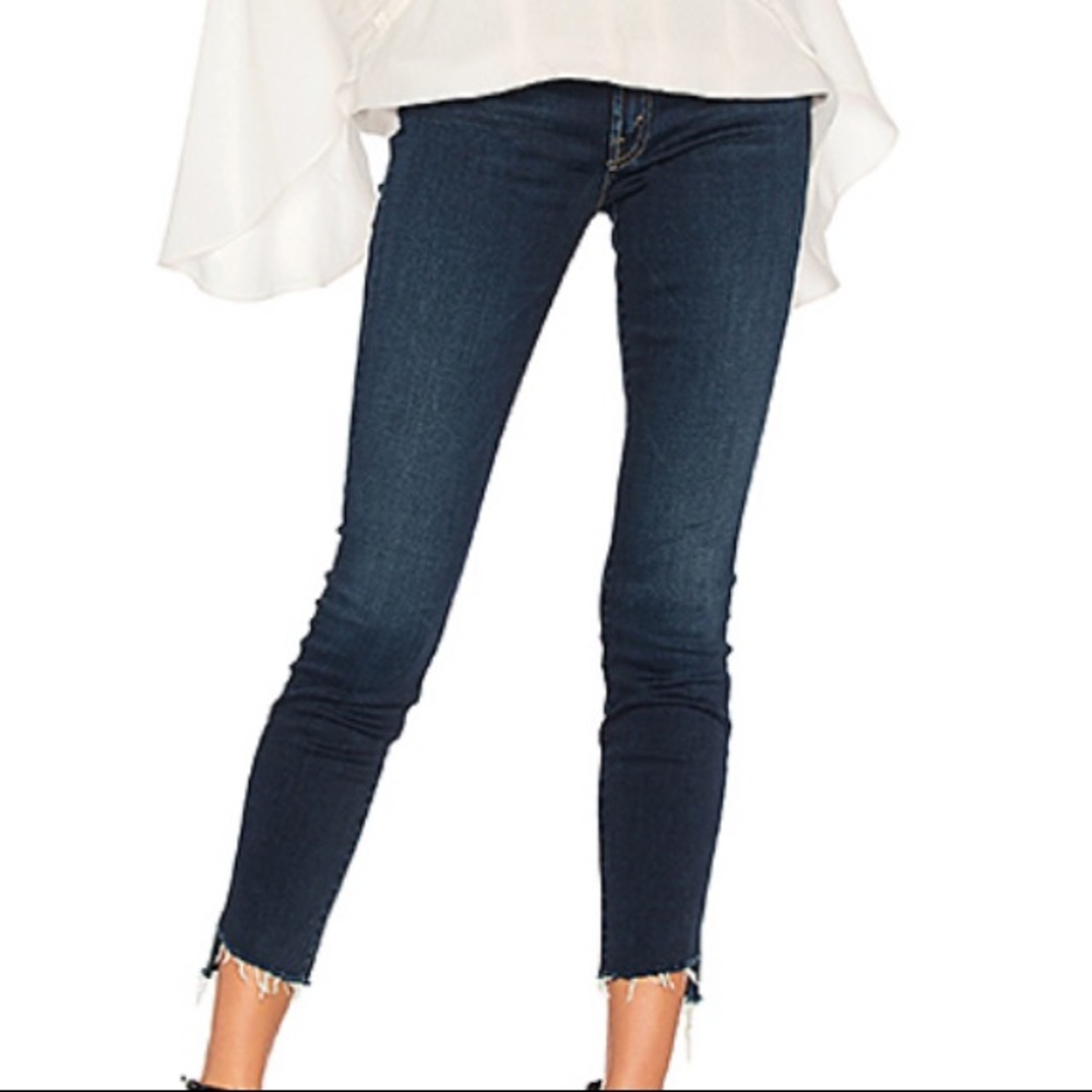 Mother Stunner Zip Ankle Step Fray Jeans